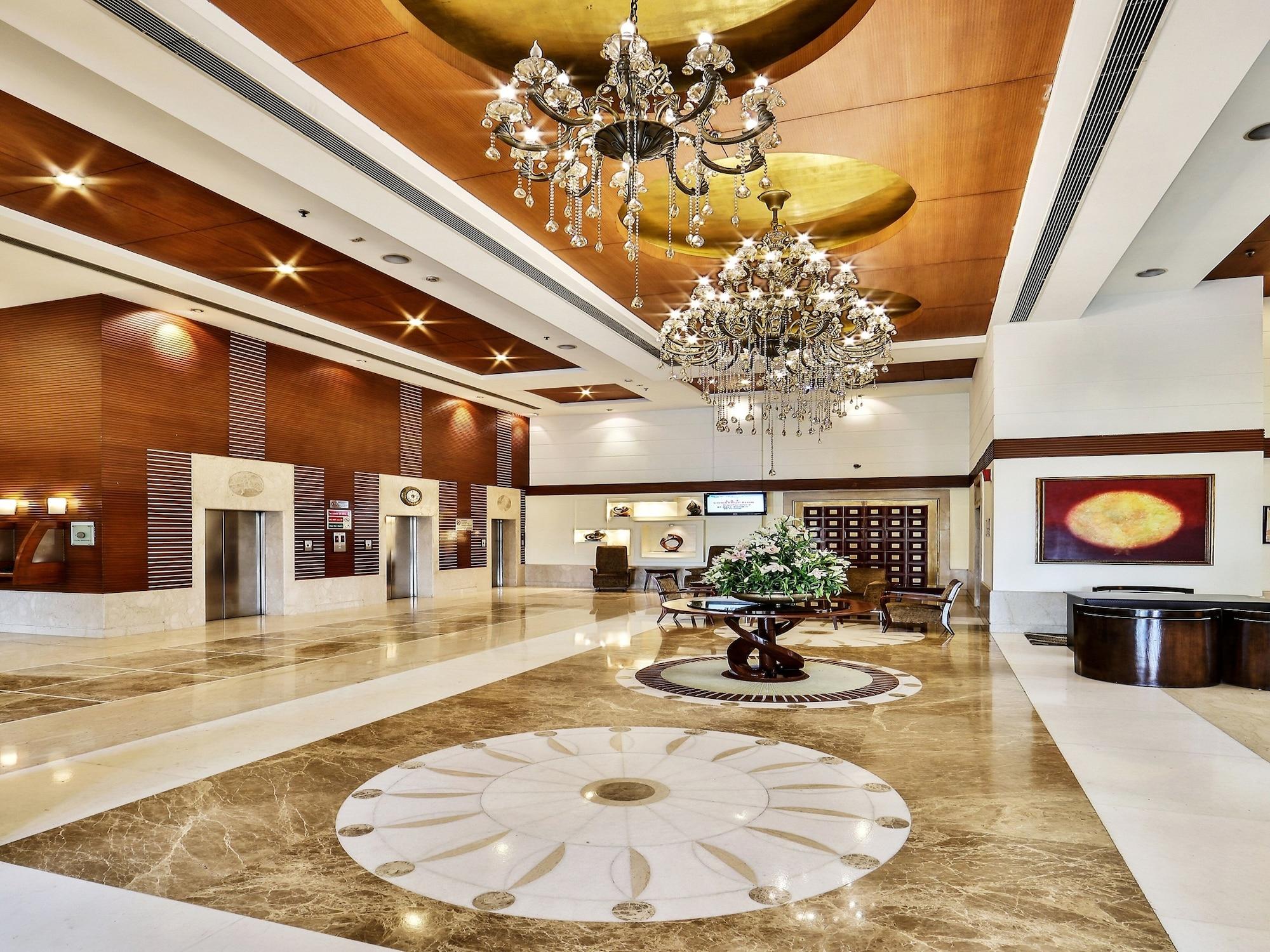 Vista Lobby Regenta Central Klassik