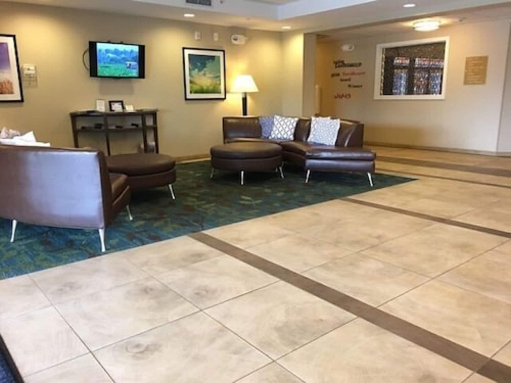 Vista Lobby Candlewood Suites Sidney by IHG