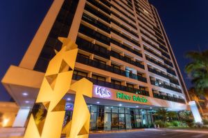 Alojamiento - Athos Bulcão Hplus Executive