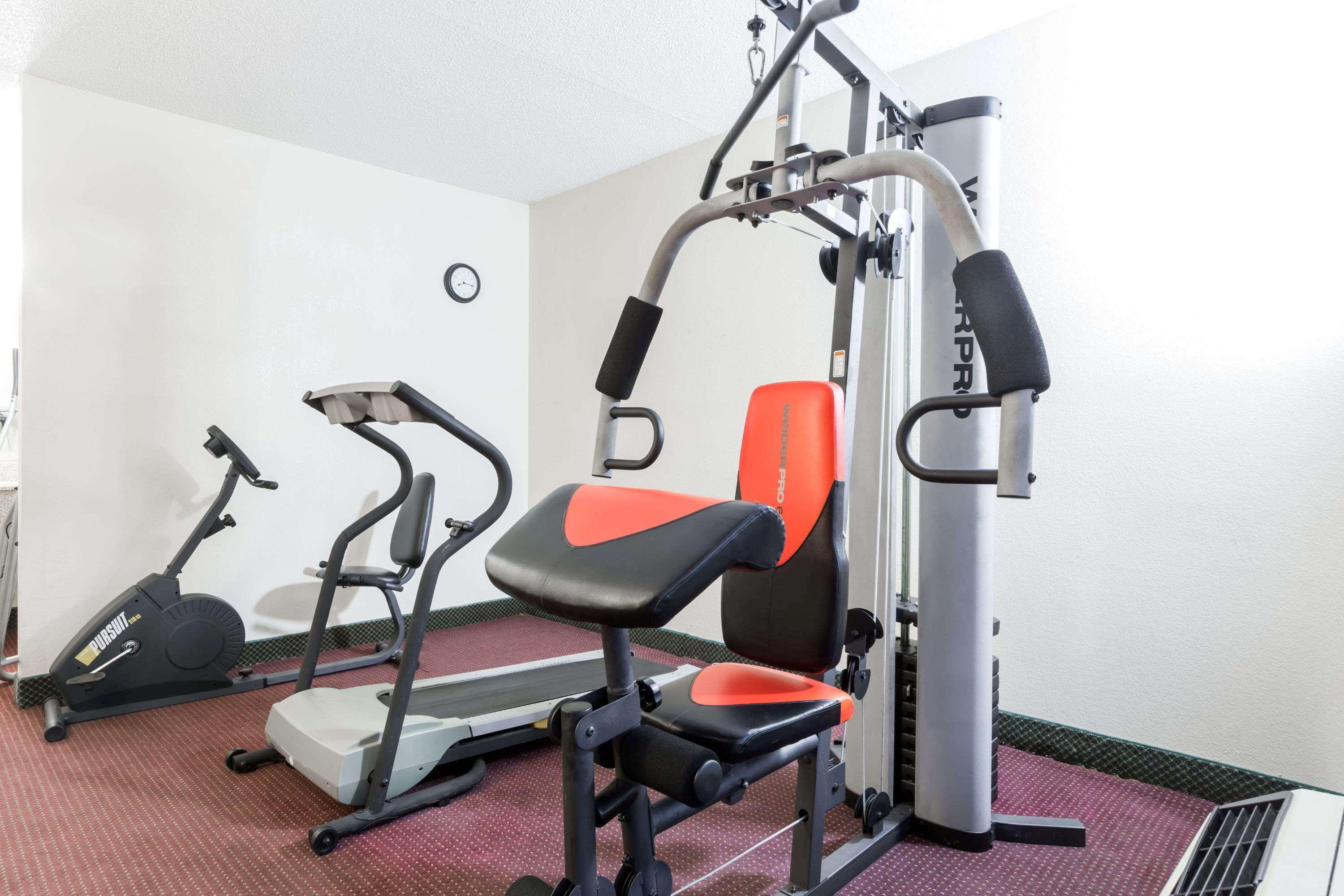 Instalaciones Recreativas Red Roof Inn Lenoir