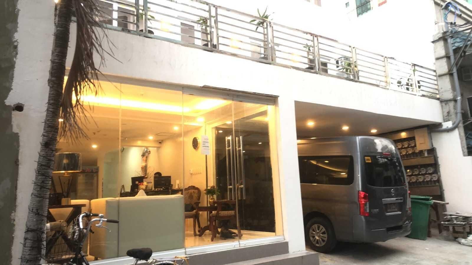 Vista Exterior OYO 1128 W Sangco Building Leasing