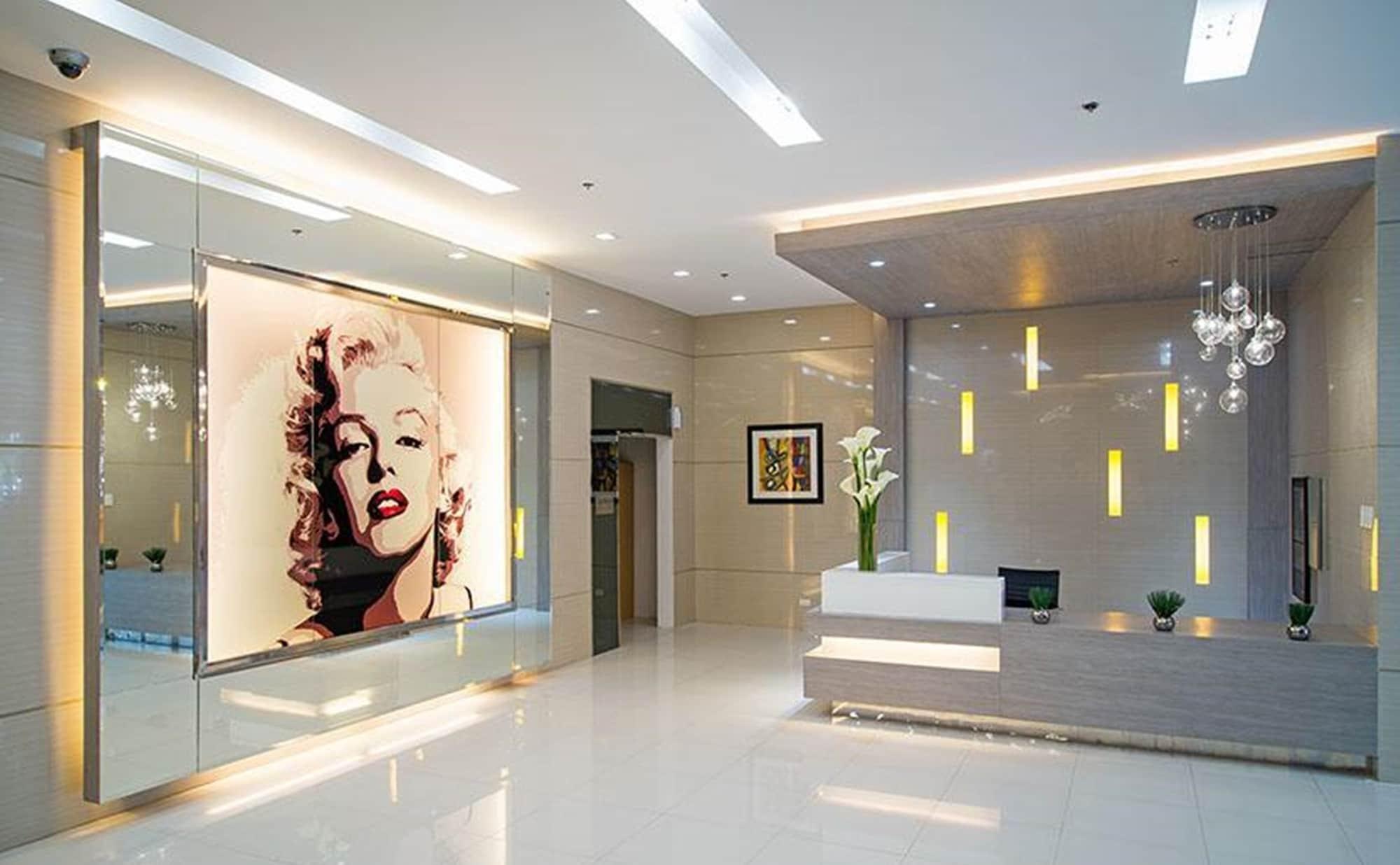 Vista Lobby M Place at Abs by Noemi
