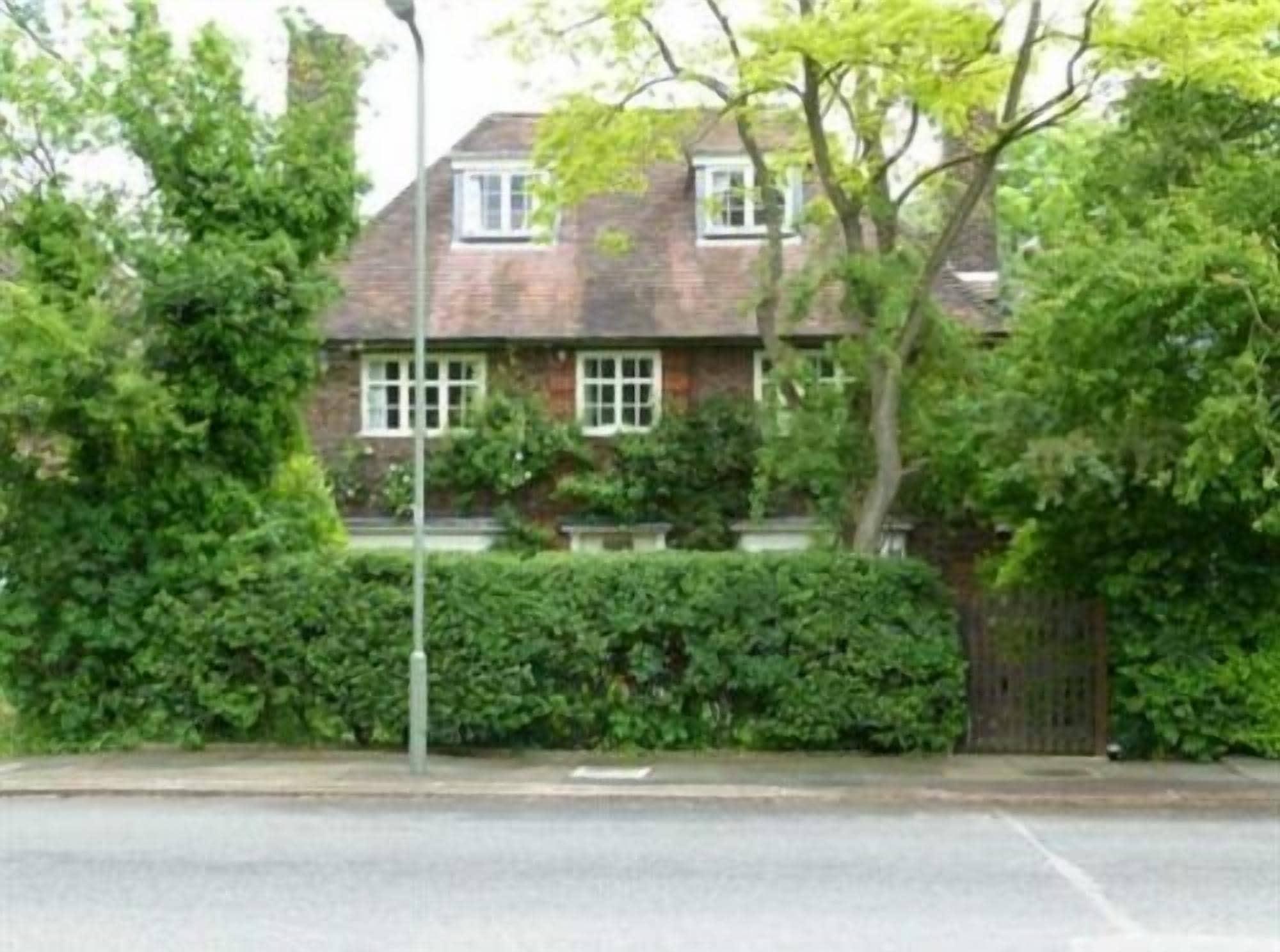 Vista Exterior Iolanthe