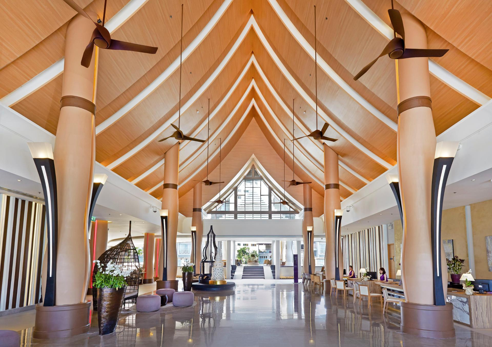 Vista Lobby Grand Mercure Phuket Patong