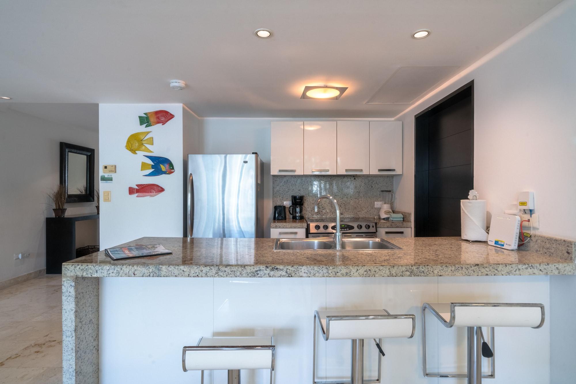 Restaurant Elements 108 by NAS