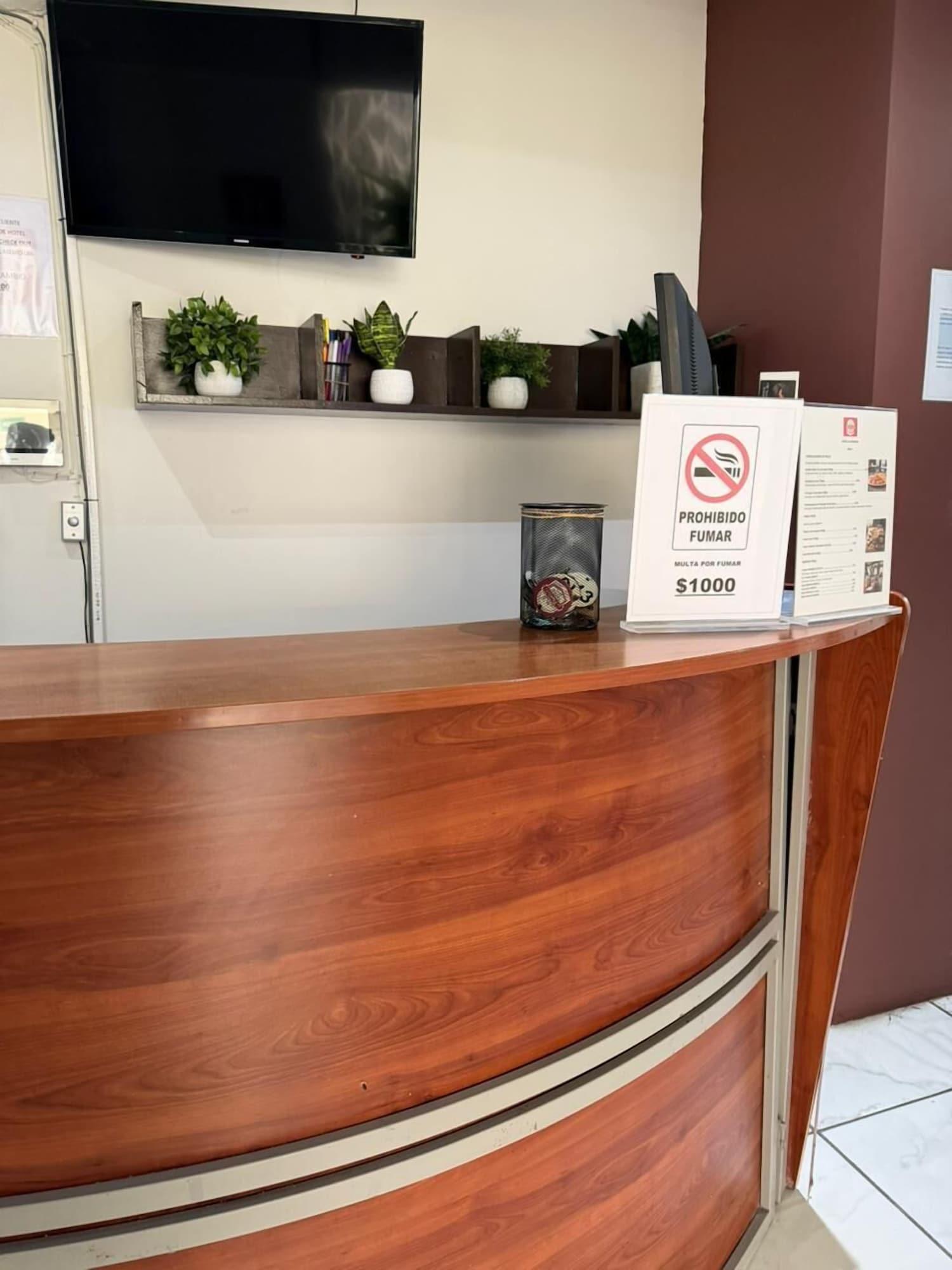 Vista Lobby Hotel La Frontera