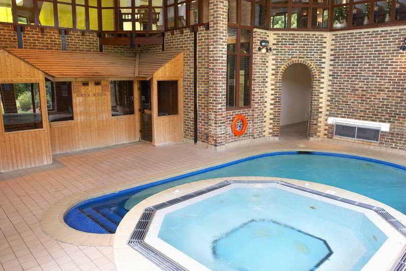 Vista Piscina Frensham Pond Surrey