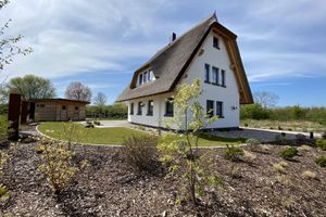 Alquiler Vacacional - Holiday Home - Enjoy Rügen`s coast in the new maritime country house!