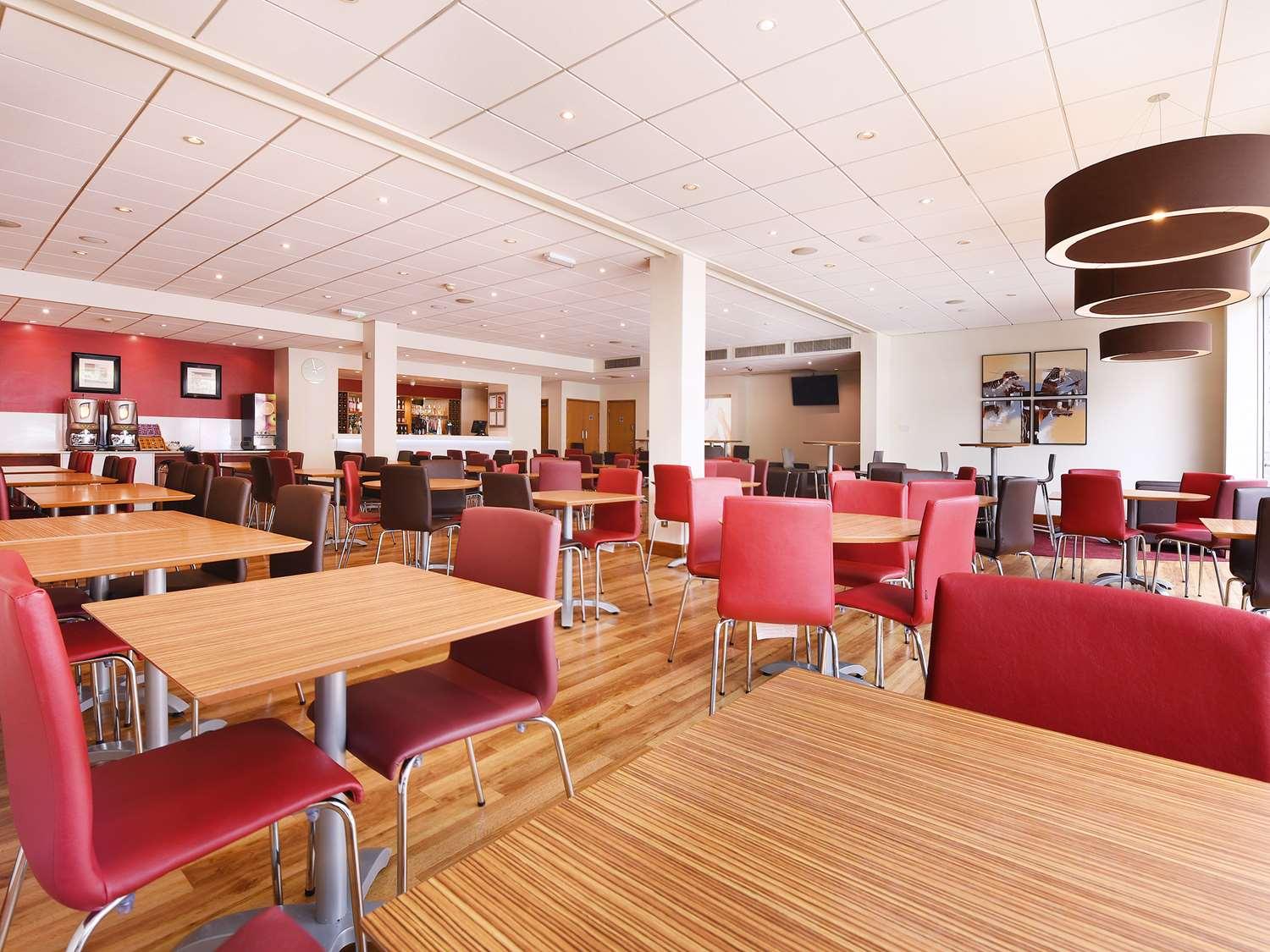 Restaurant Travelodge London Docklands