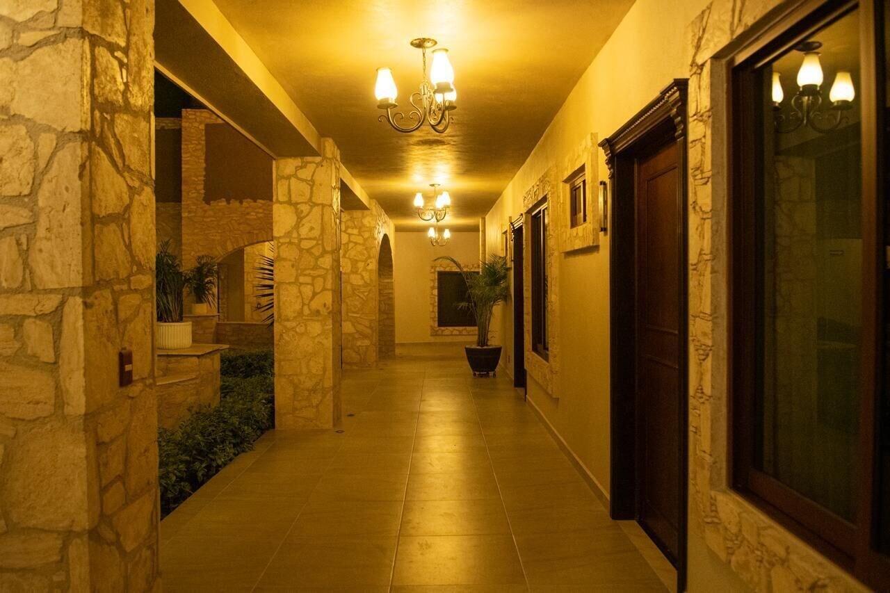 Varios Sacramento Hotel Boutique