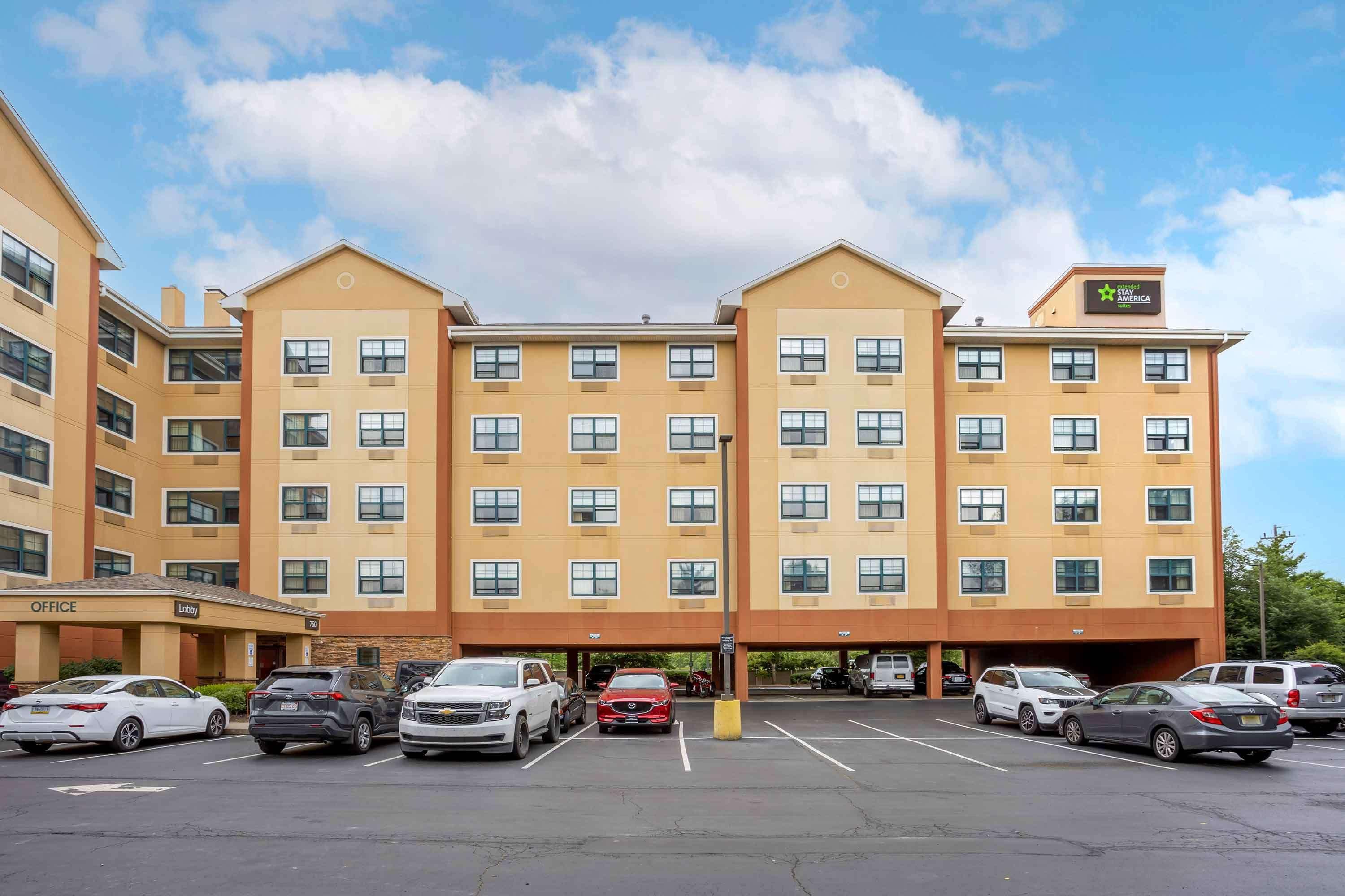Vista Exterior Extended Stay America Suites Meadowlands Rutherford