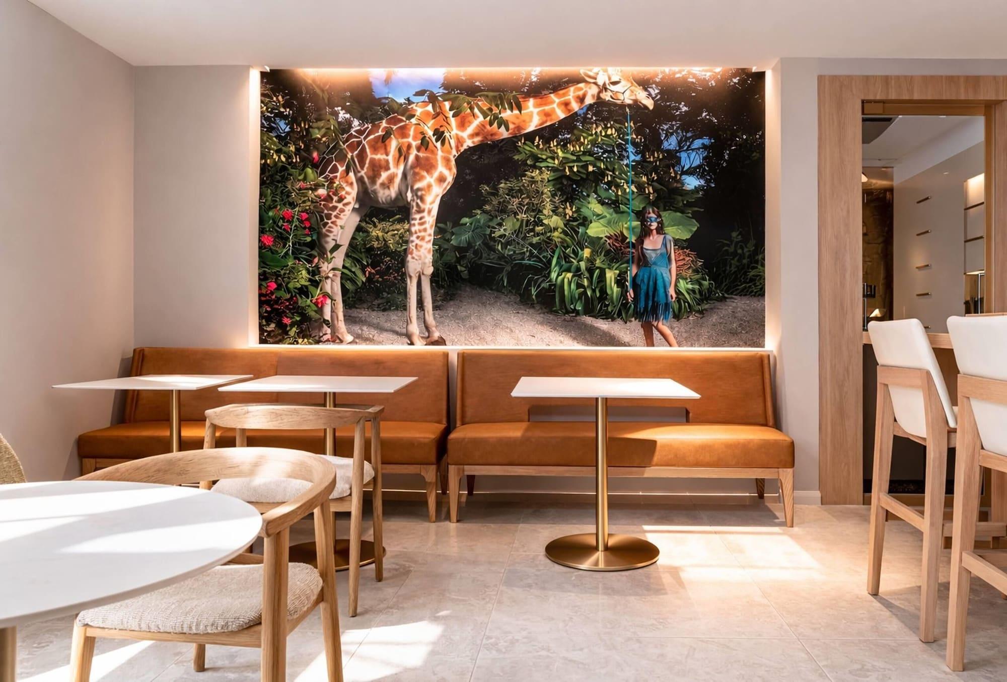 Vista Lobby Dolce by Wyndham Miami Beach