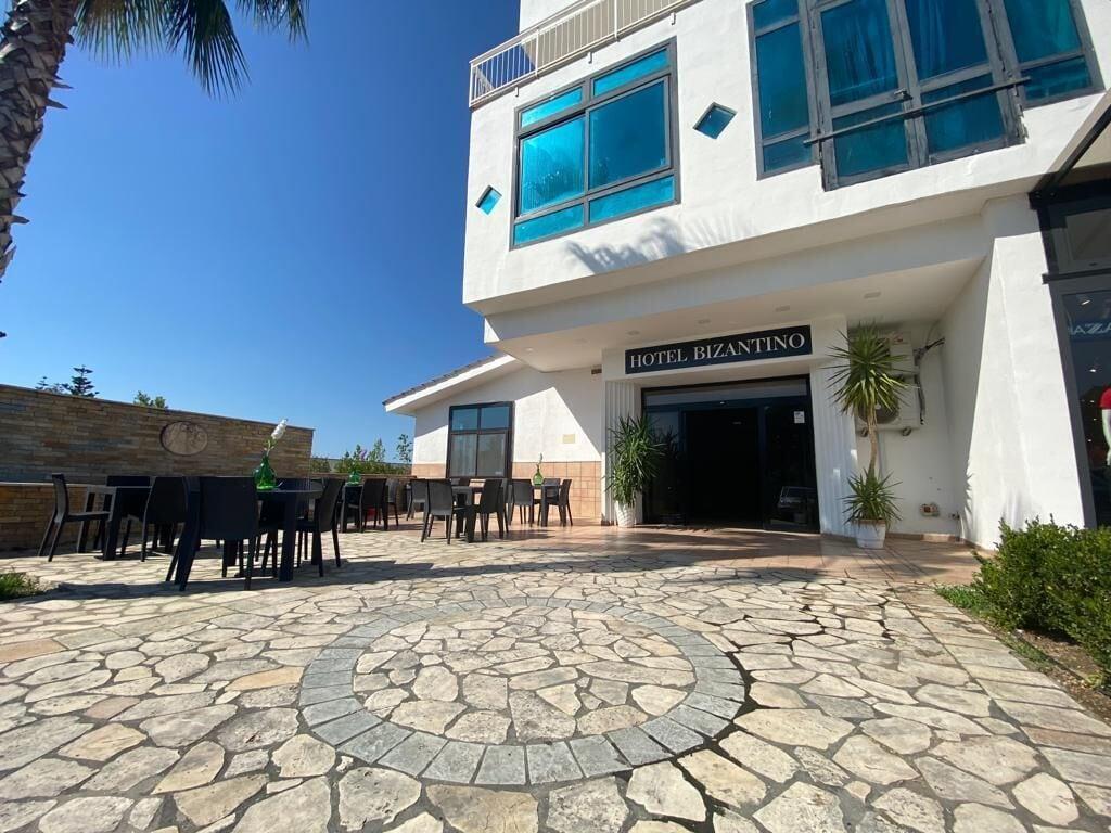 Vista Exterior Hotel Bizantino