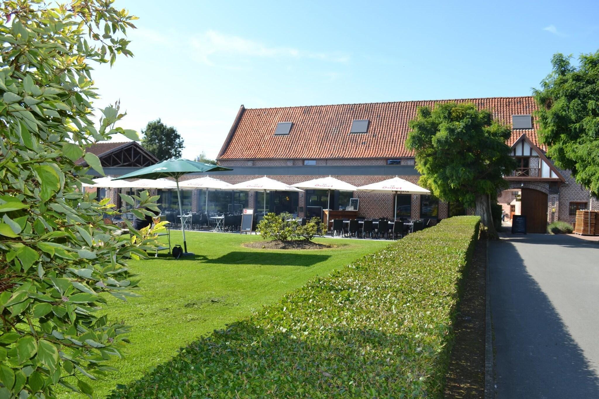 Vista Exterior Le Domaine des Cigognes