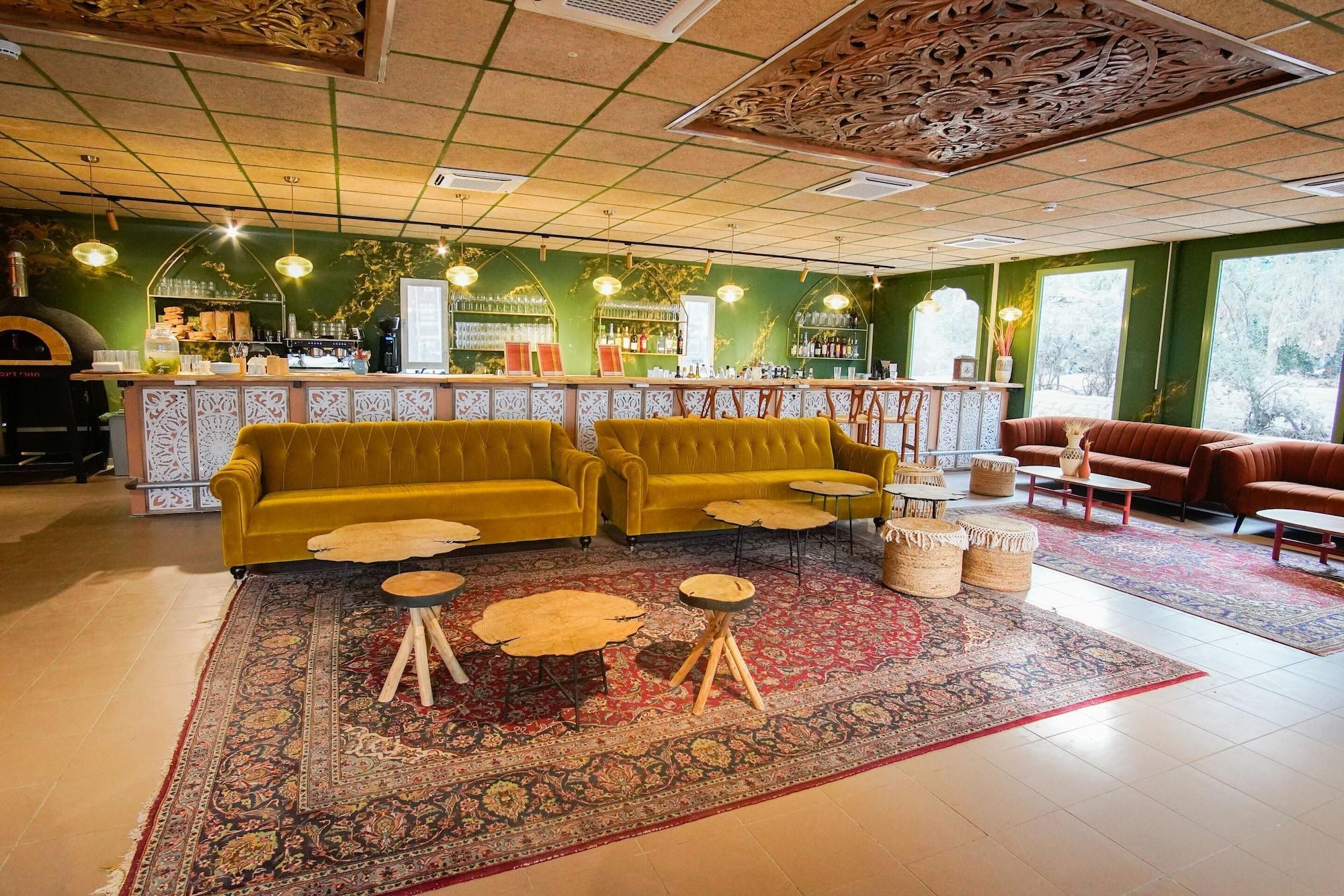 Restaurant SEVEN Almog