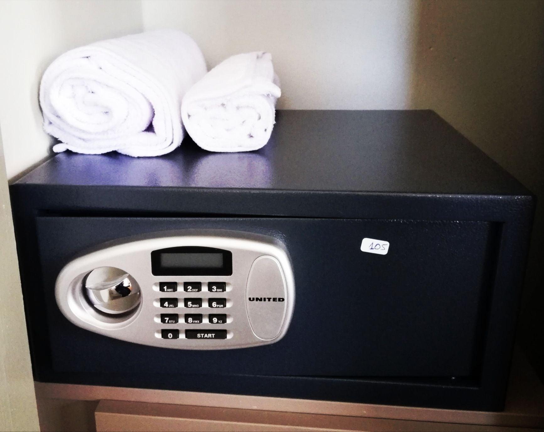 Set de Habitación Ivory Serenity Hotel