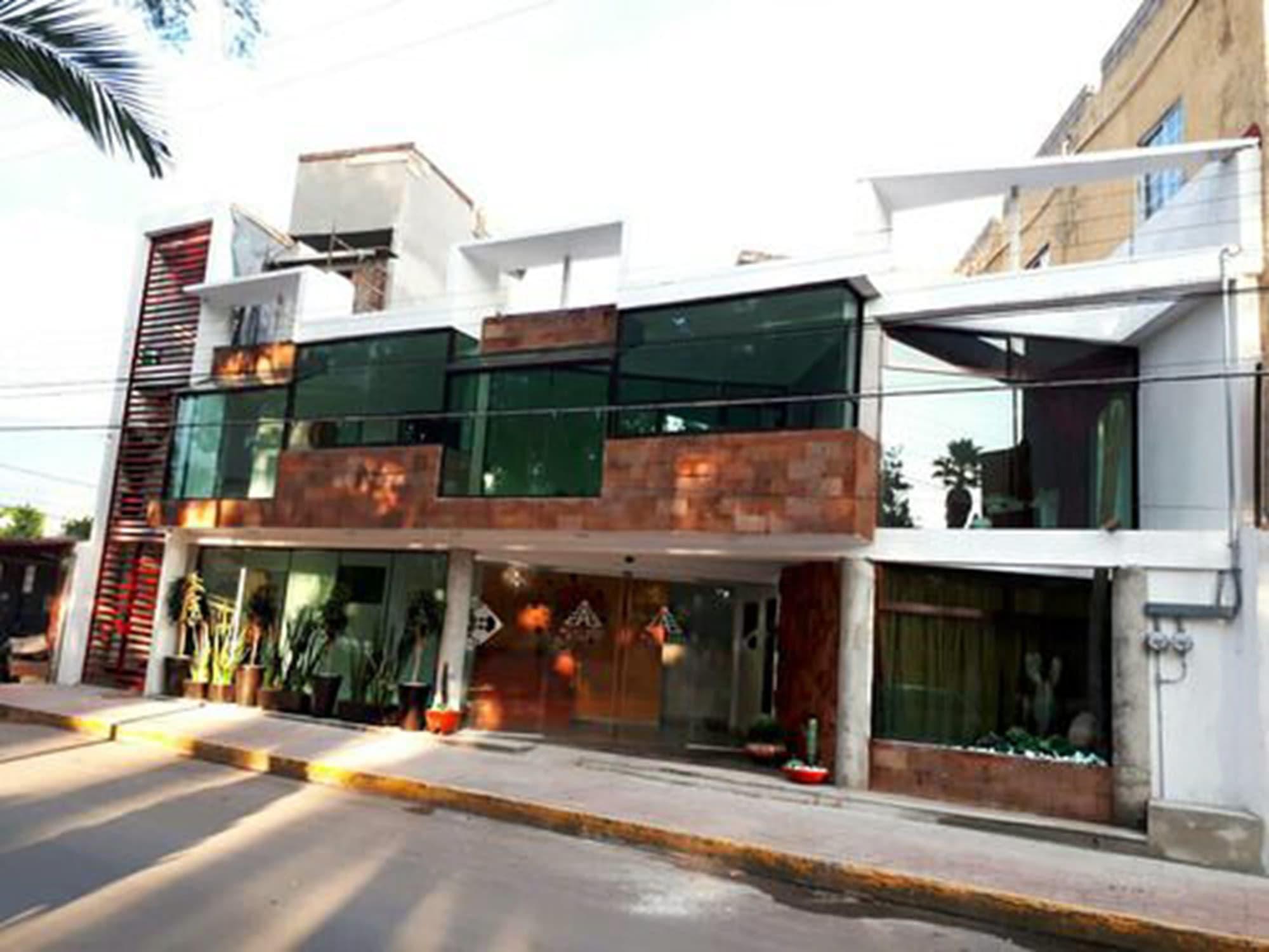 Varios Hotel Boutique Acocalli