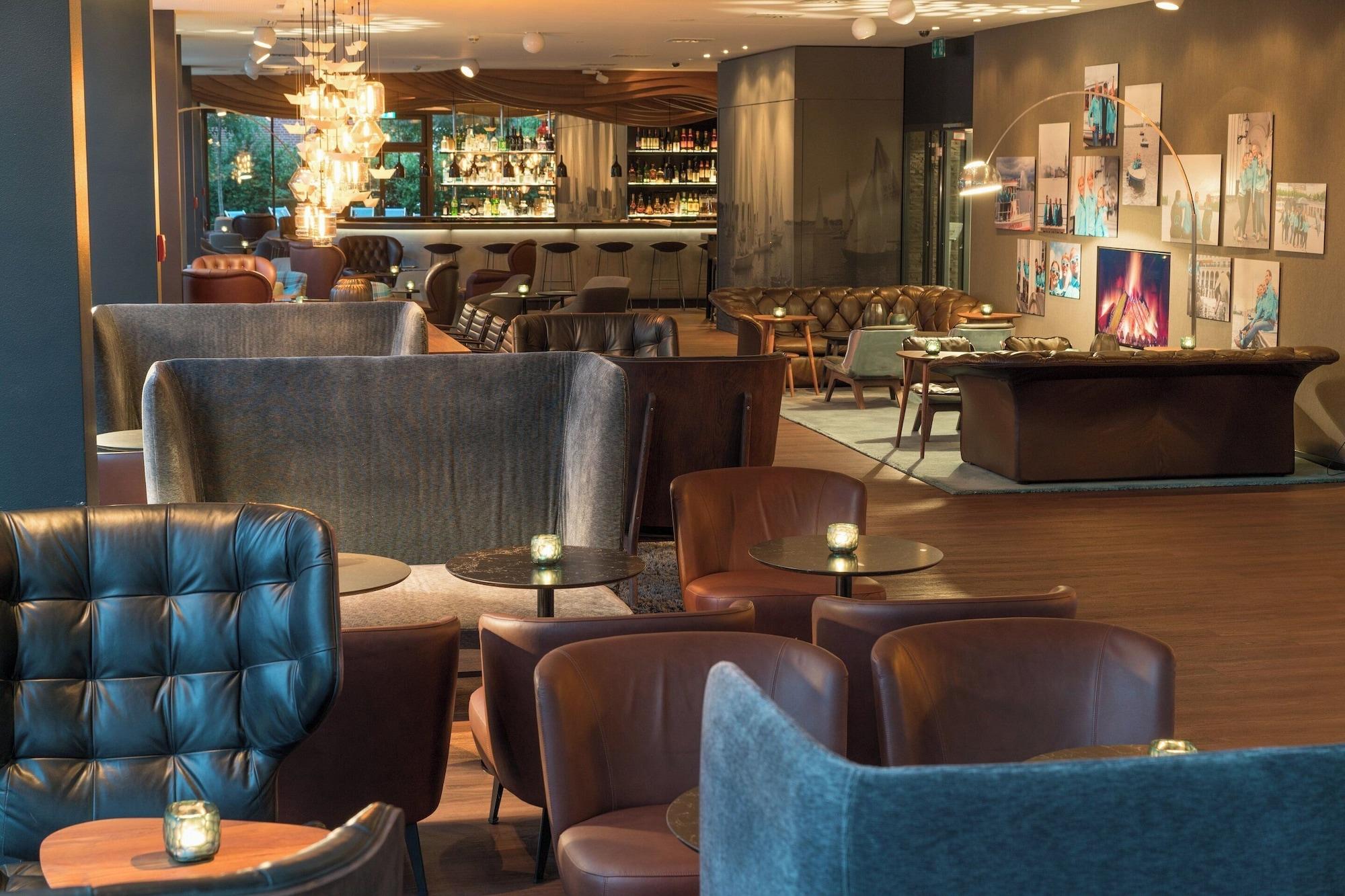 Bar/Salón Motel One Hamburg - Alster