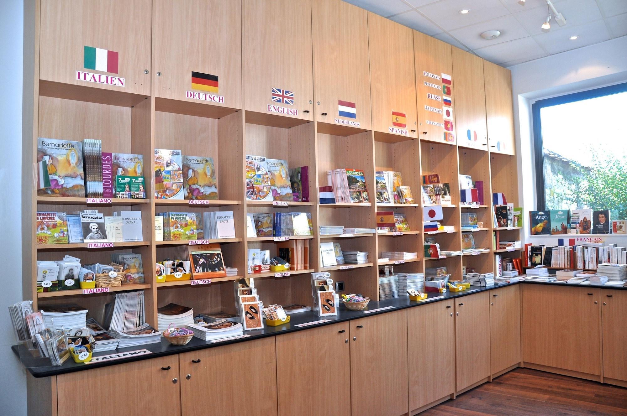 Instalaciones Recreativas Espace Bernadette Soubirous Nevers