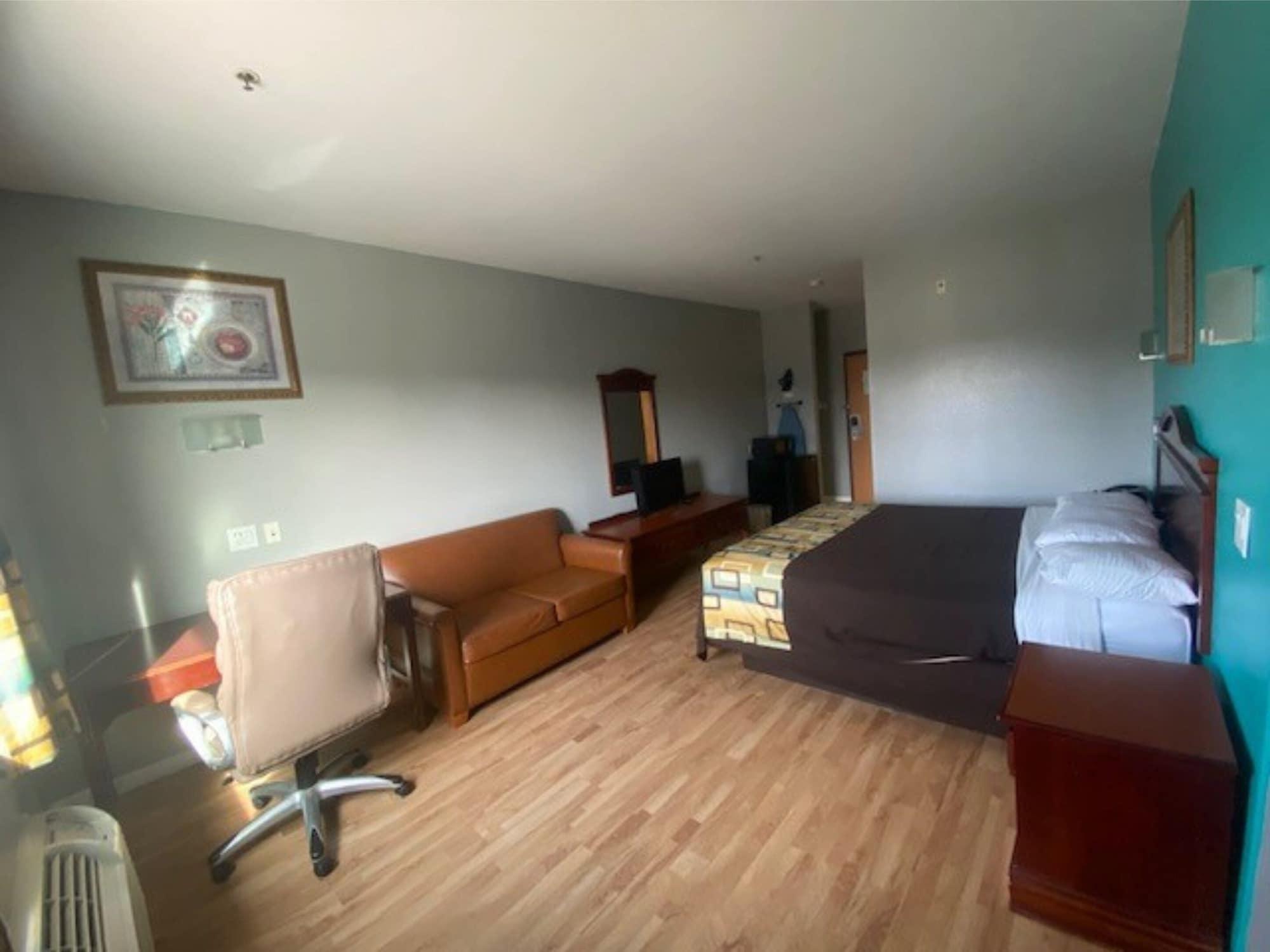 Habitación Tropicana Inn and Suites