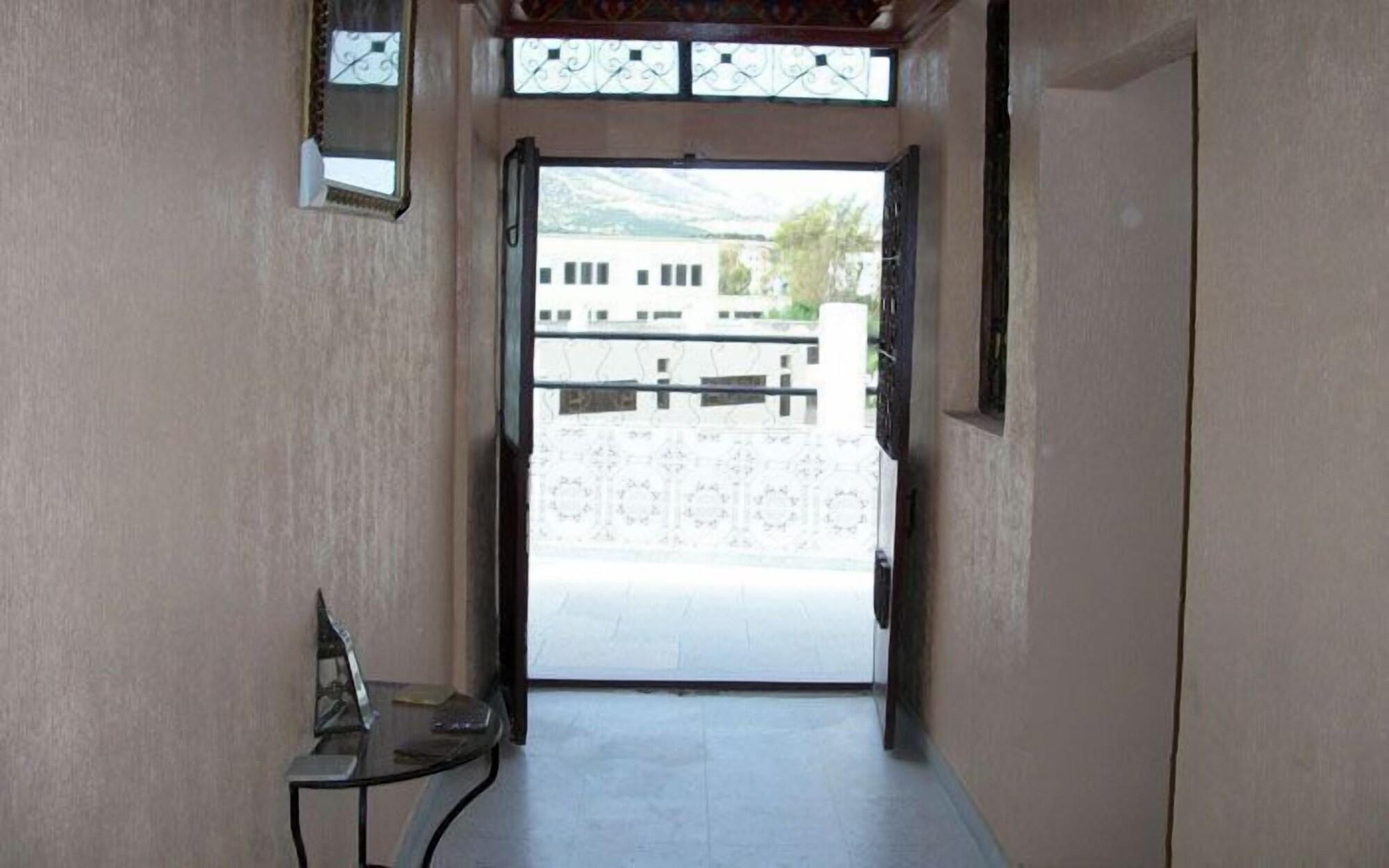 Vista Lobby Bab Al Madina