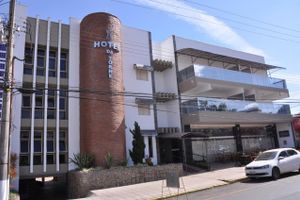 Alojamiento - Carlton Plaza Torre