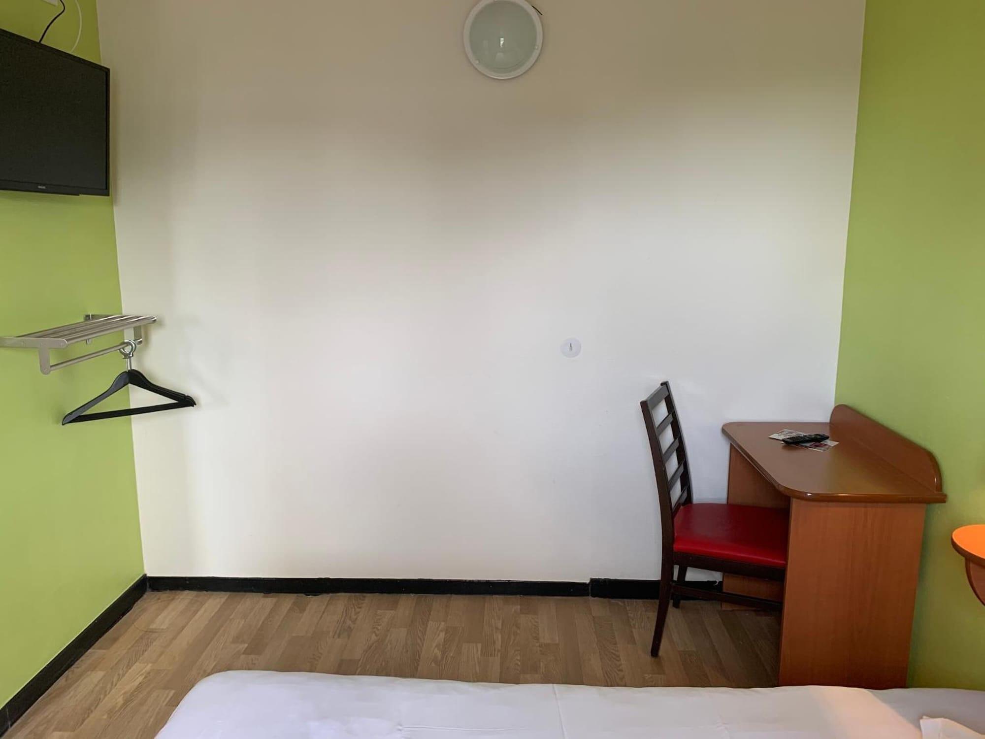Habitación Enzo Hotels Chalons en Champagne