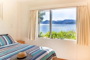 Alquiler Vacacional - Sunset Cottage right on the beach.