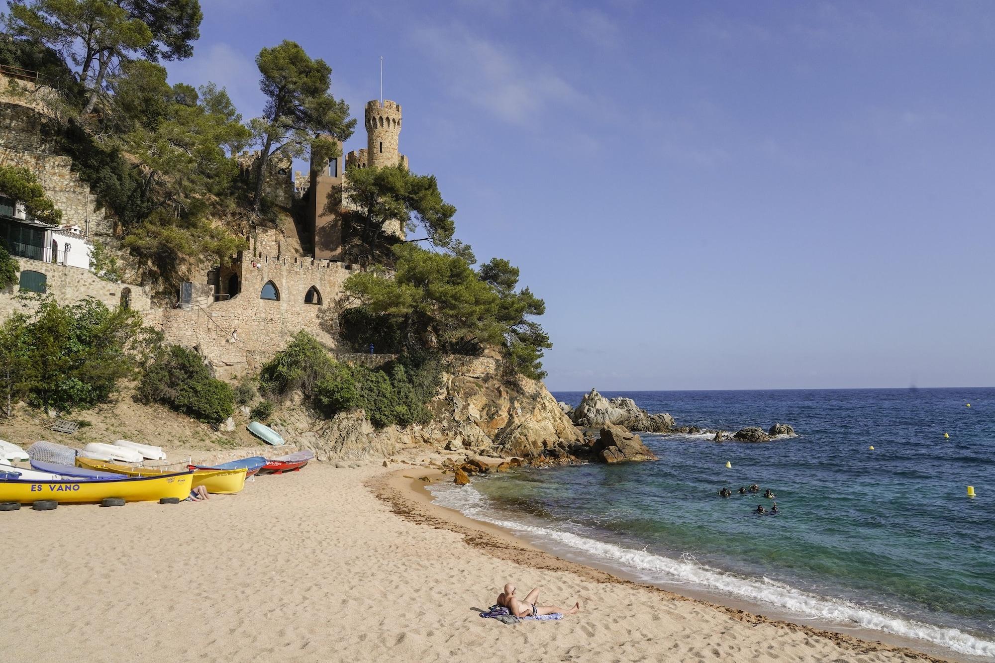 Playa Lloret Vibe Affiliated by FERGUS