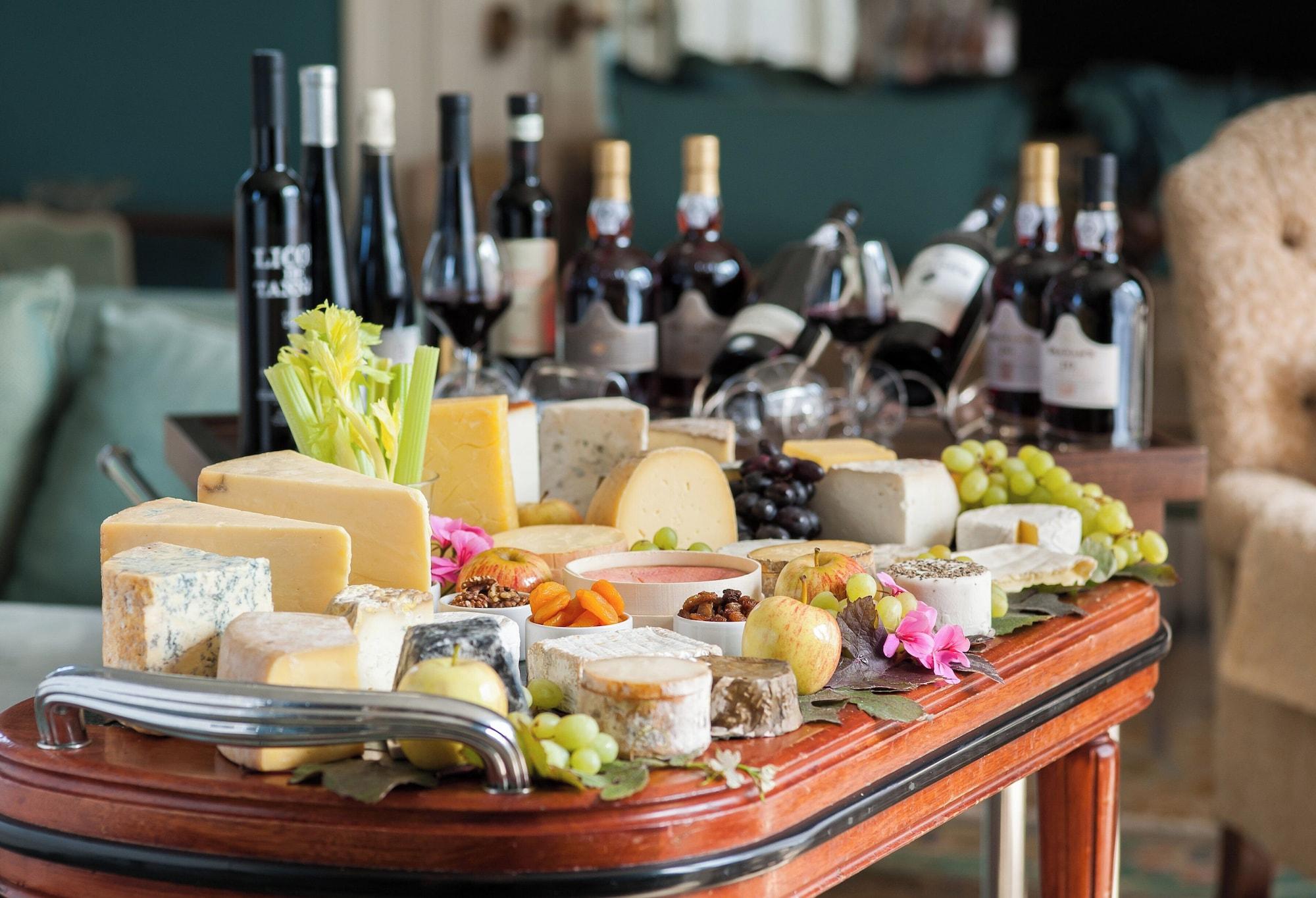 Restaurant Summer Lodge Country House Hotel