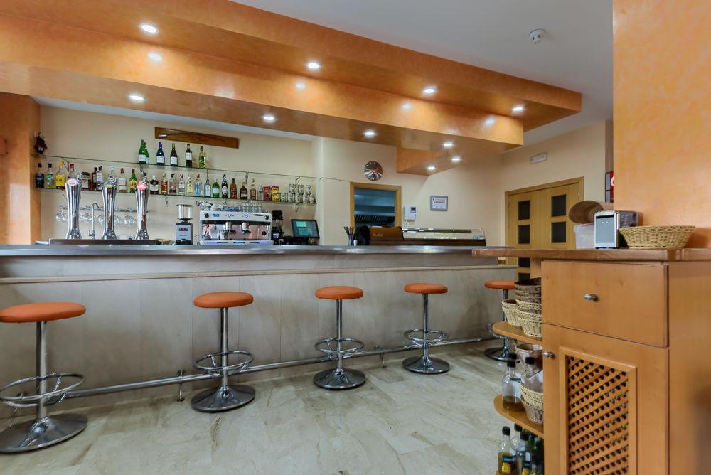 Bar/Salón Hotel Apartamentos Loto Conil
