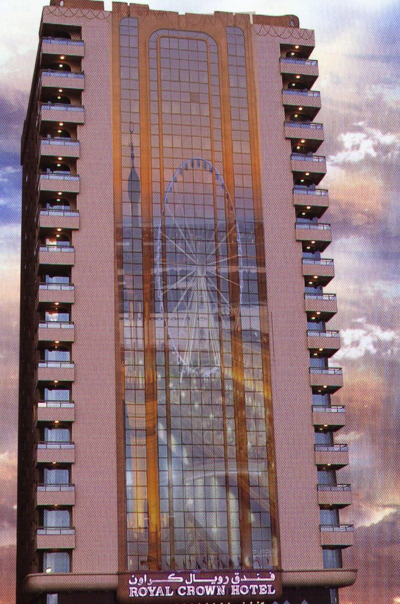 Vista Exterior Royal Crown Hotel & Suites
