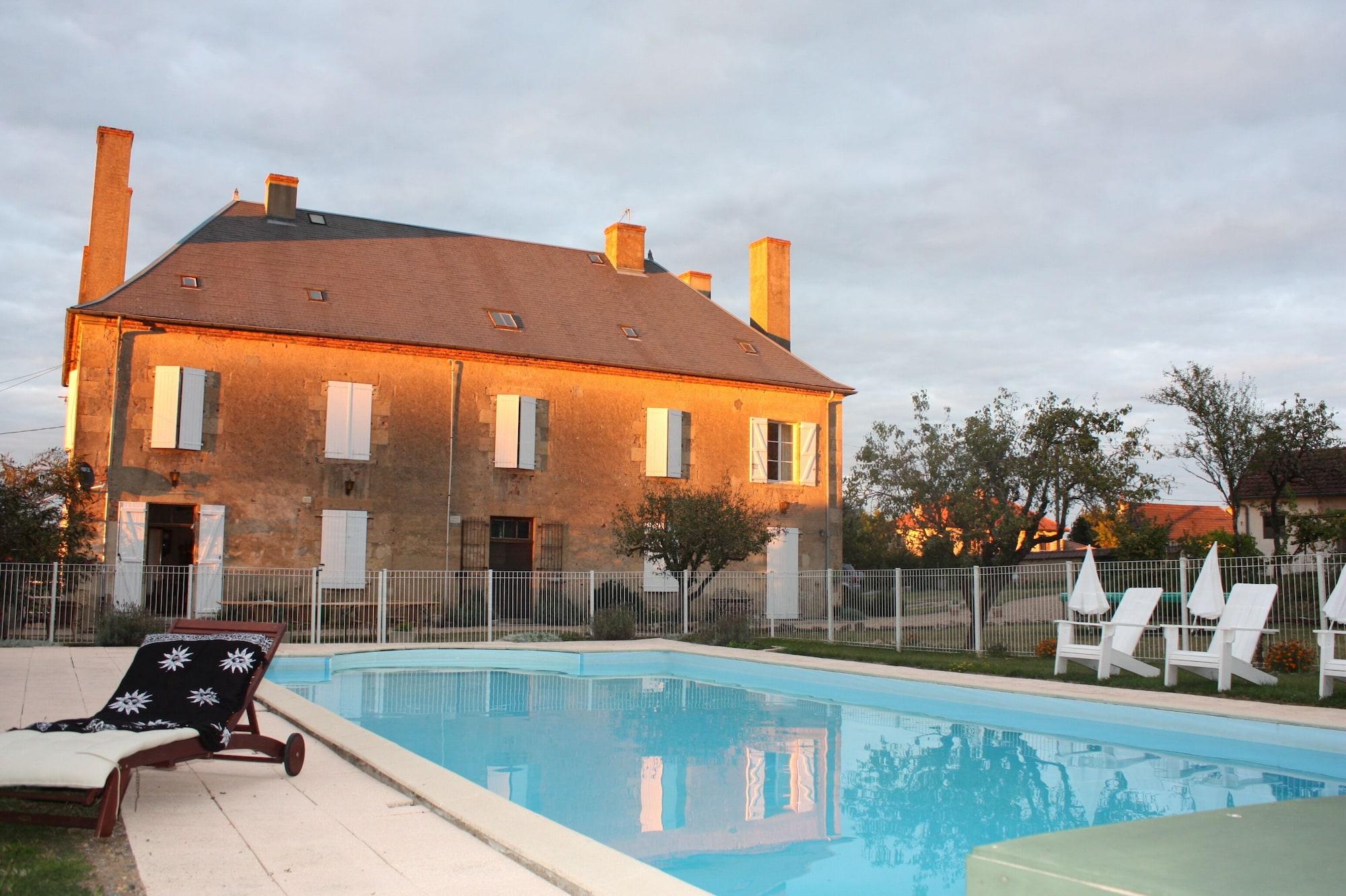 Varios Château Latour