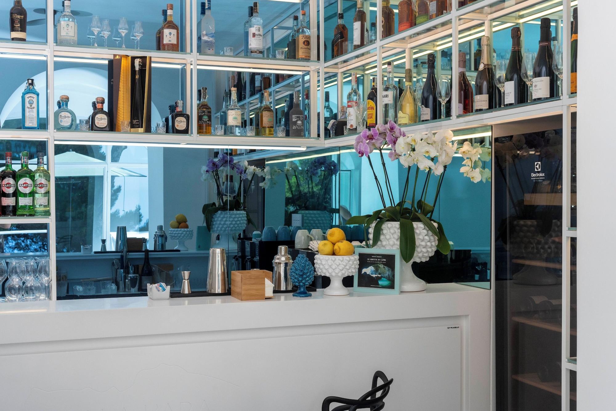 Bar/Salón Villa L'Ara