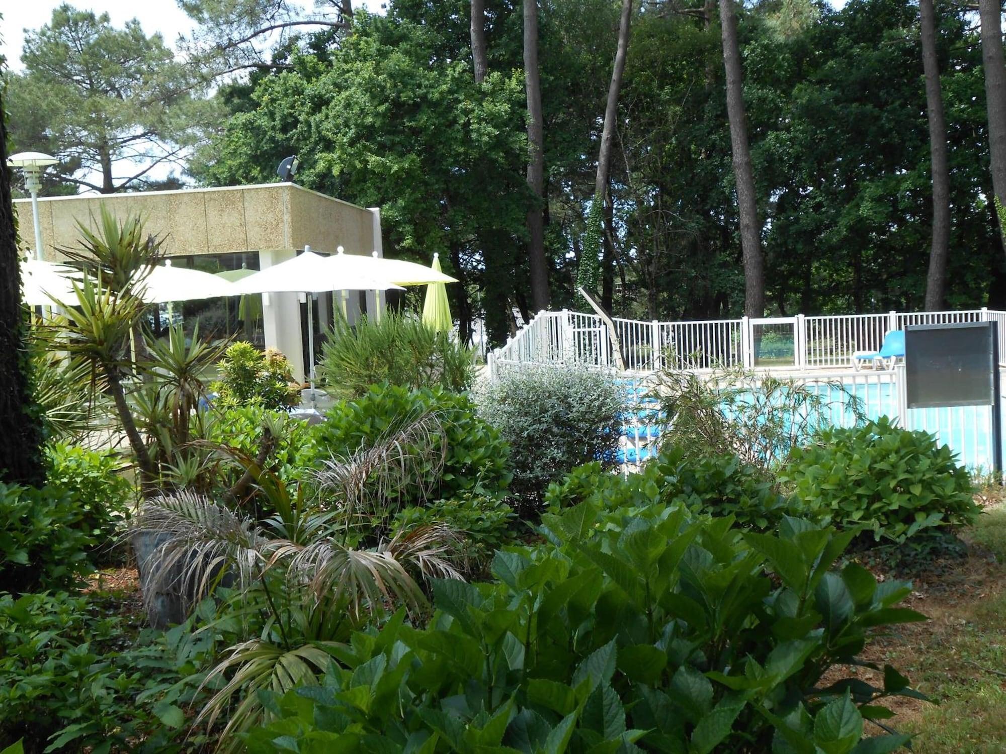 Vista Exterior Lorient Residence