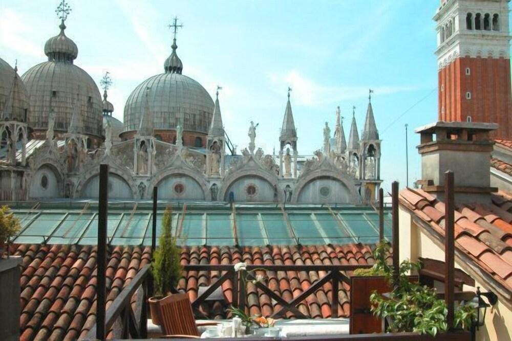 Equipamiento de Habitación Relais Piazza San Marco