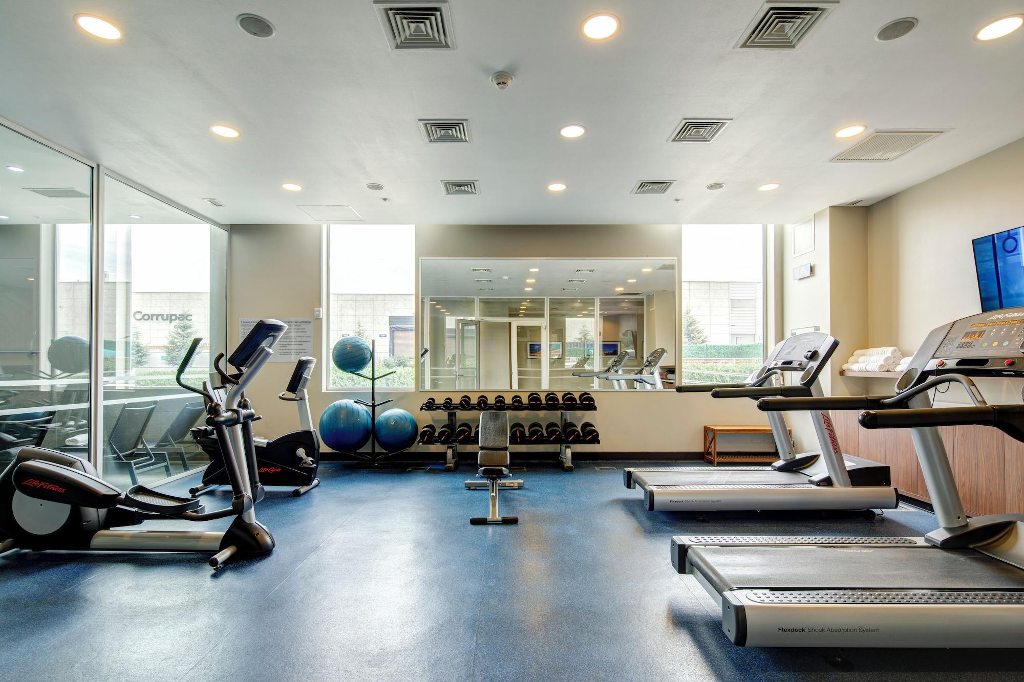 Gimnasio Wyndham Santiago Aeropuerto