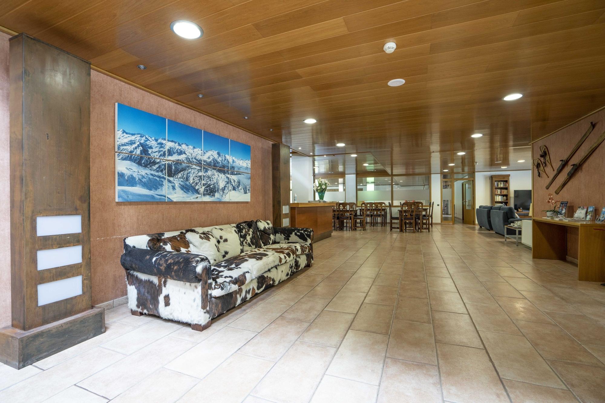 Vista Lobby Hotel & Restaurante Peña