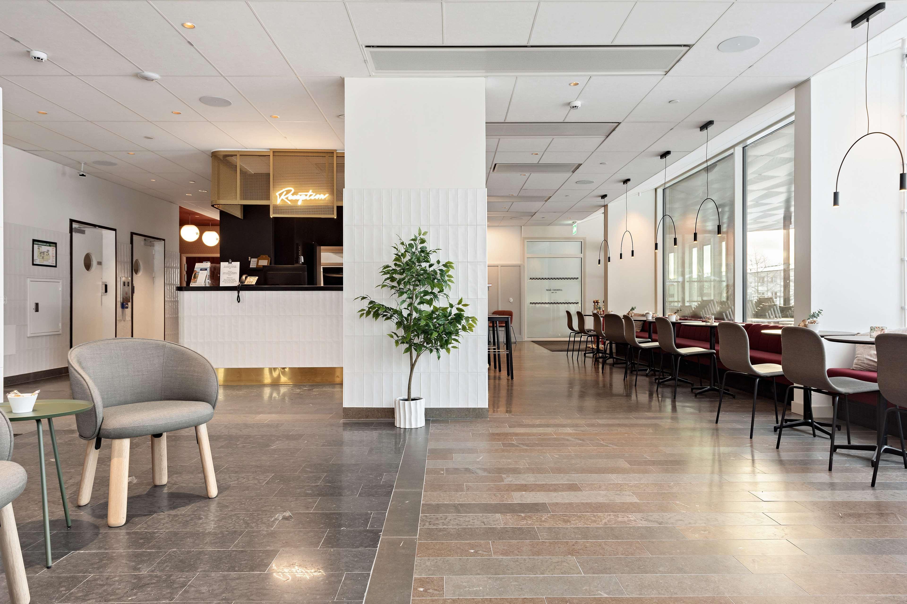 Vista Lobby Best Western Hotel Tranas Statt