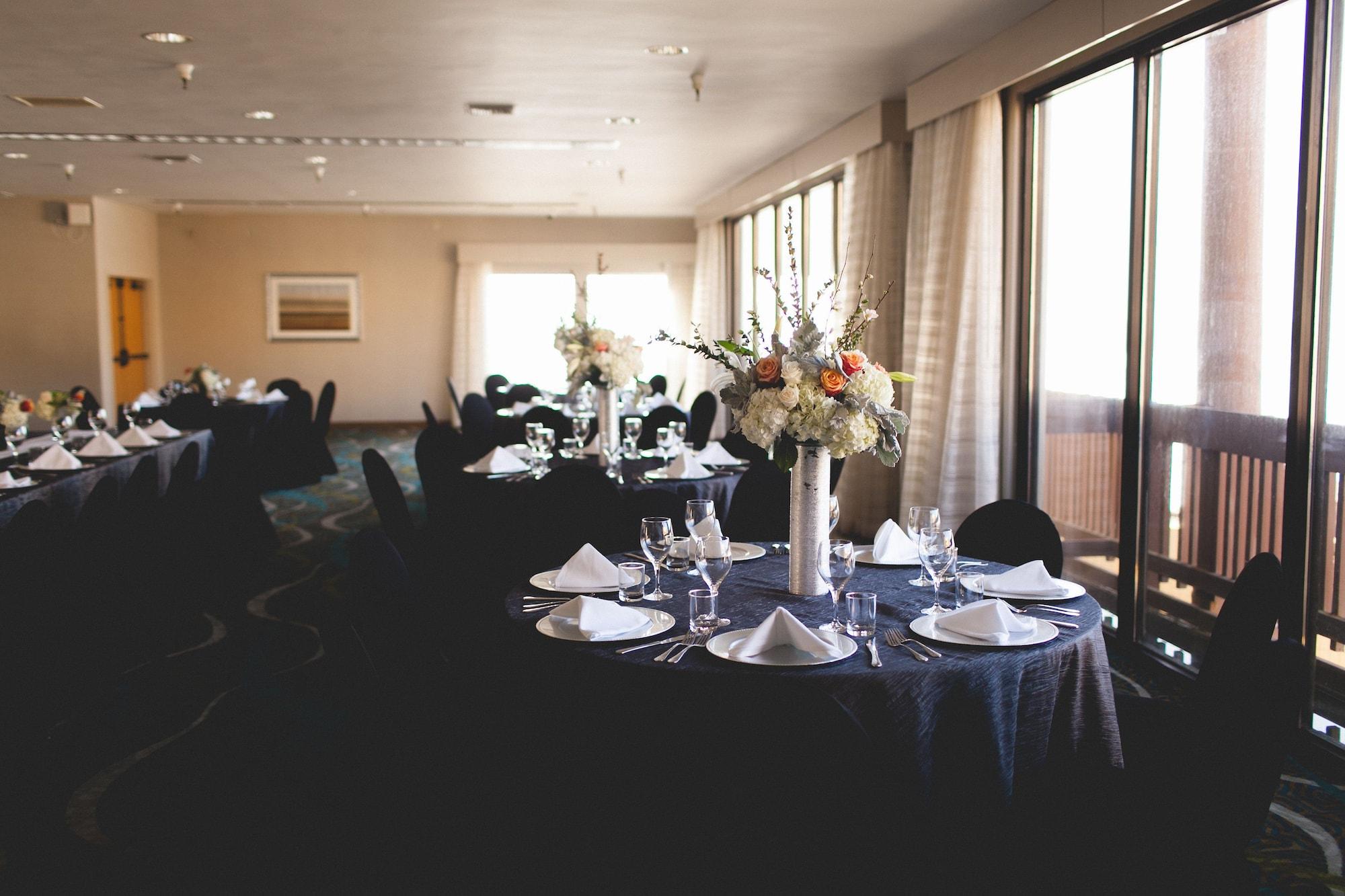 Vista Lobby Pacifica Lighthouse Hotel Trademark Collection by Wyndham