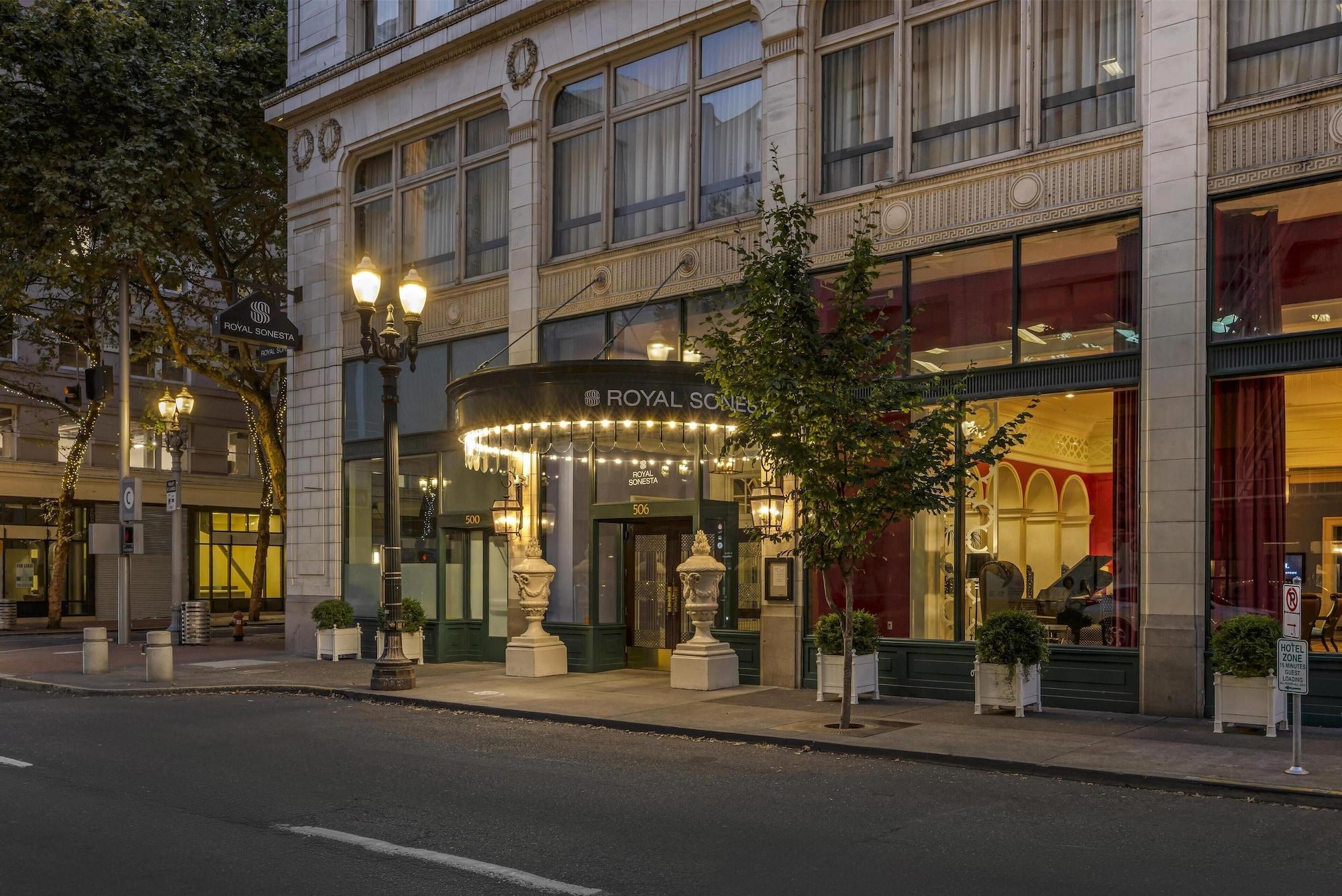 Vista Exterior The Royal Sonesta Portland Downtown