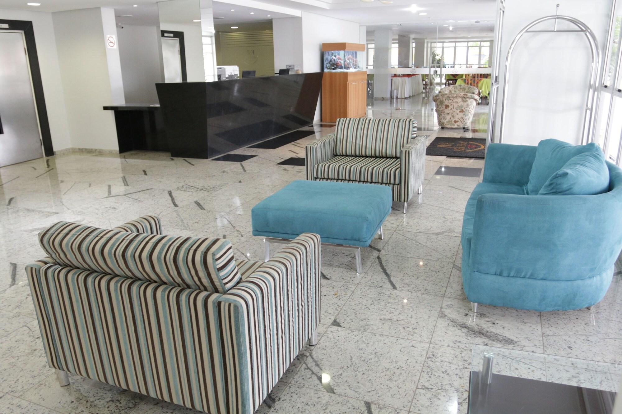 Vista Lobby JVA Fenix Hotel