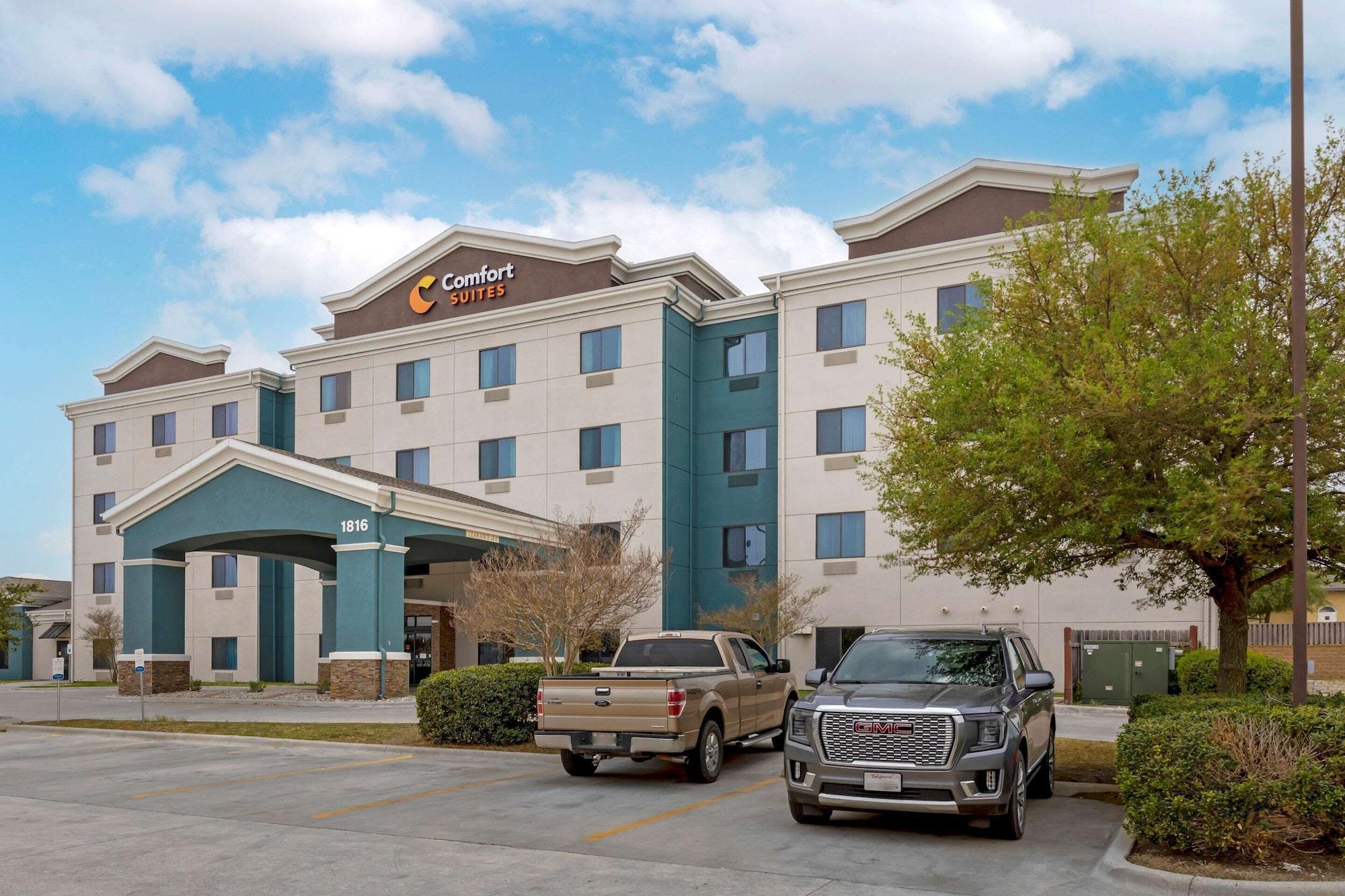Vista Exterior Comfort Suites Copperas Cove