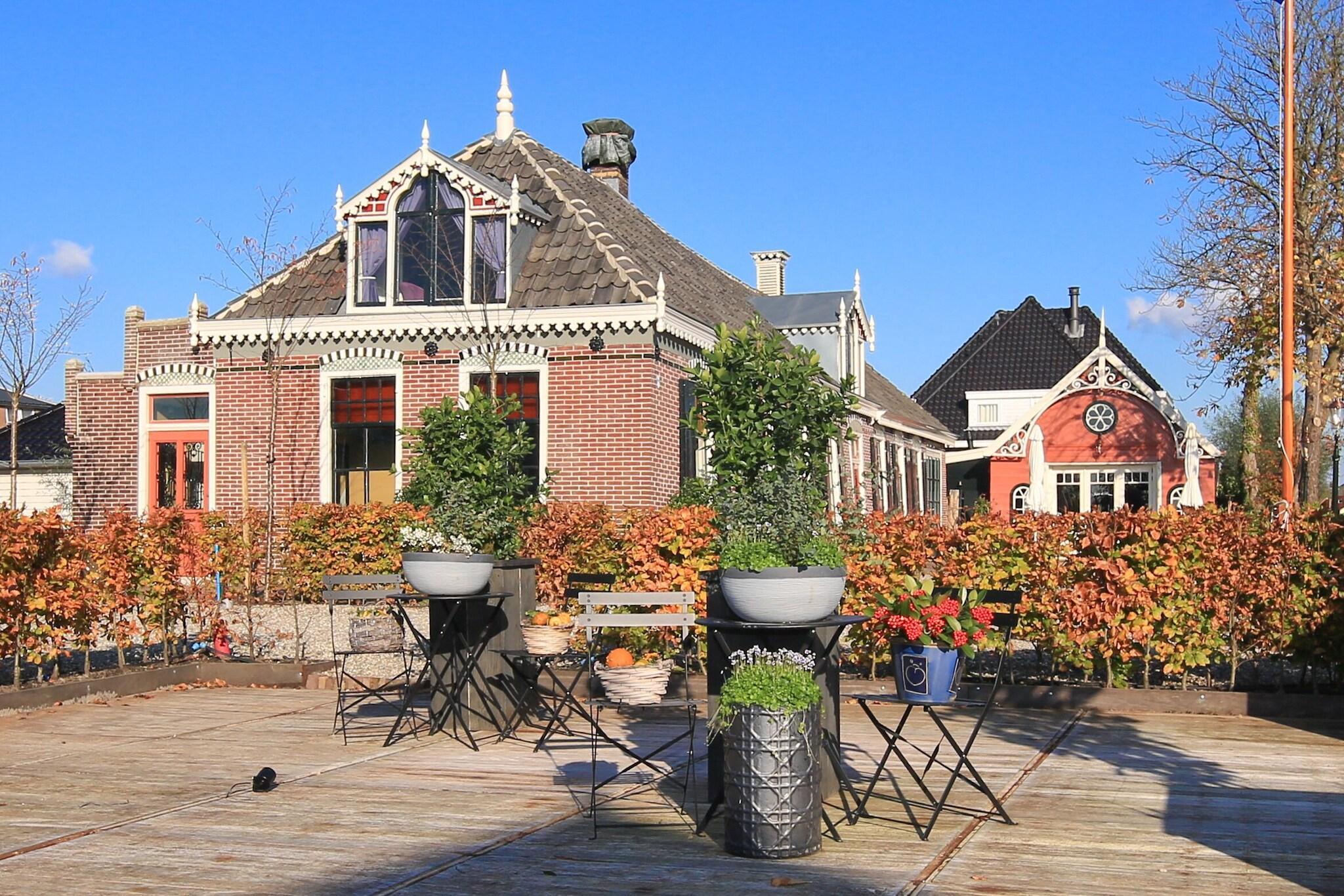 Varios Hotel Suites Wilma J