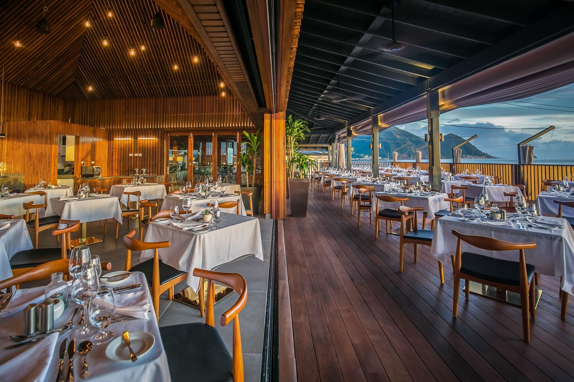 Restaurant Fort Young Hotel