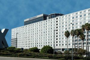 Alojamiento - Hyatt Regency Los Angeles International Airport