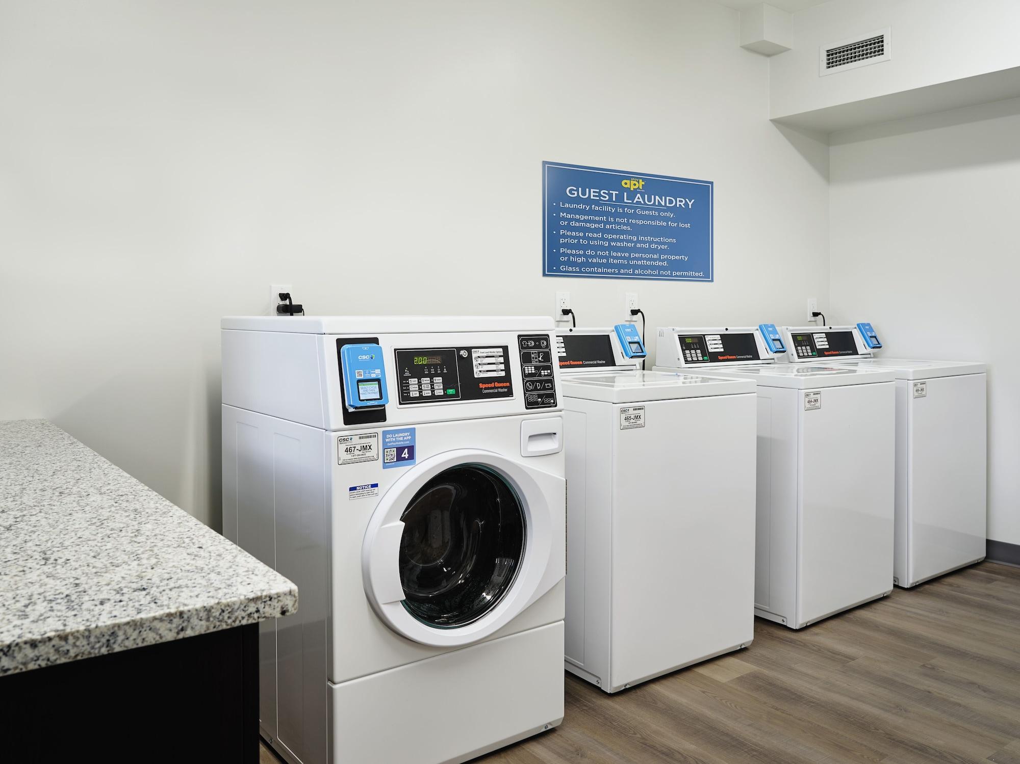 Comodidades del Alojamiento stayAPT Suites Montgomery