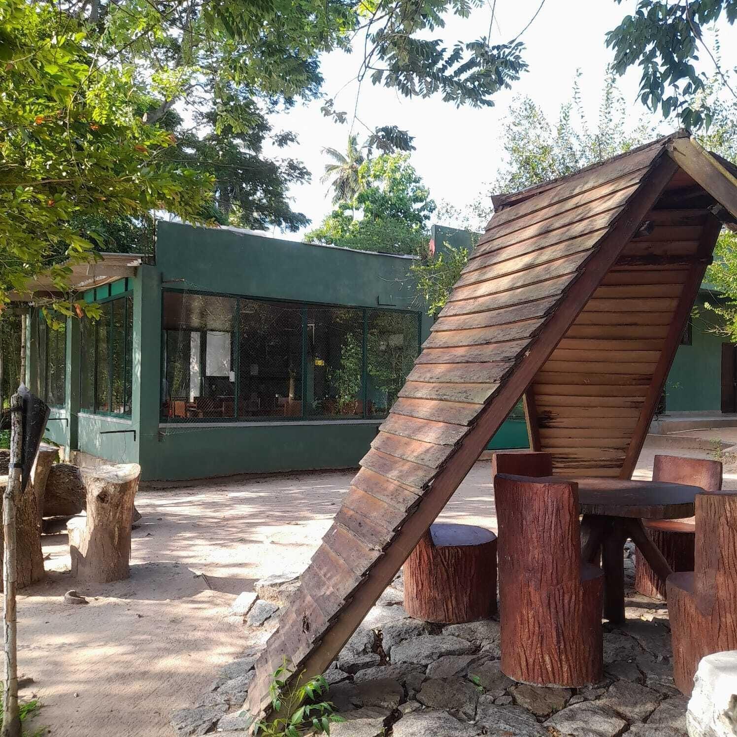 Vista Exterior Wilpattu Tree House Hotel