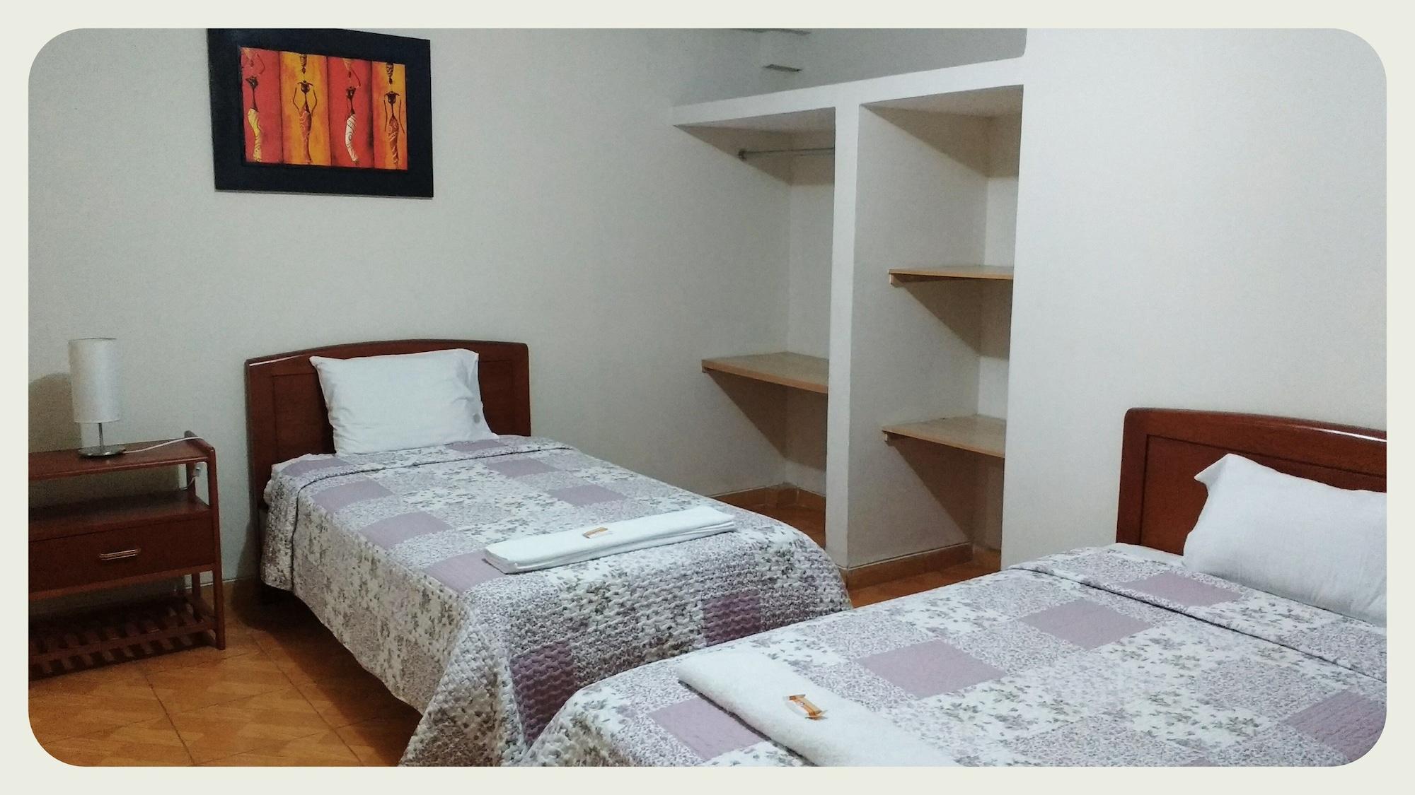 Equipamiento de Habitación Hostal Colibri