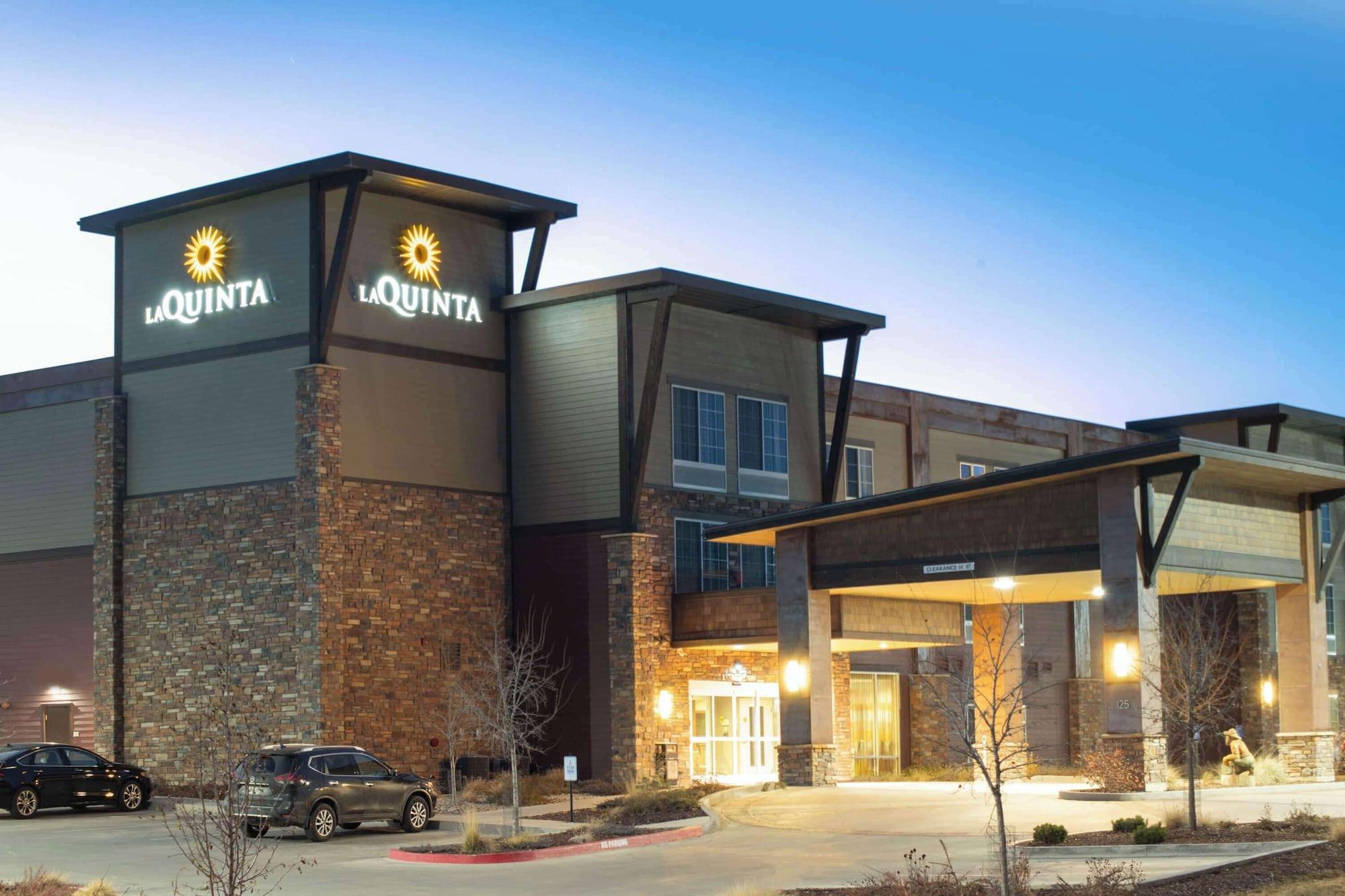 Vista Exterior La Quinta Inn & Suites by Wyndham Durango